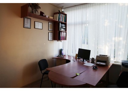 Išnuomojamos šviesios ir erdvios komercinės patalpos Metalo g., Naujininkuose
